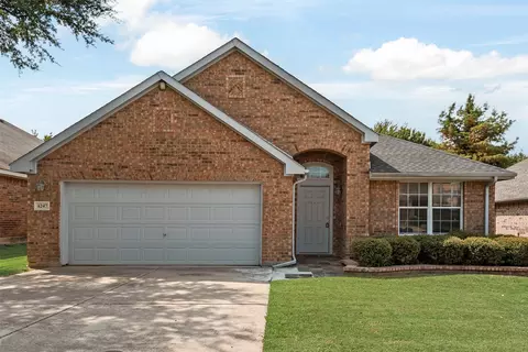 4247 Fall Creek Dr, Grand Prairie, TX 75052