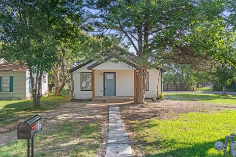 605 Flower St, Seagoville, TX 75159