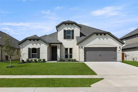 1111 Worthington Dr, Justin, TX 76247