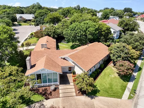 310 E Northgate Dr, Irving, TX 75062