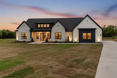 174 Norman Dr, Canton, TX 75103