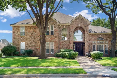 3216 Saint Bridges Dr, Plano, TX 75093