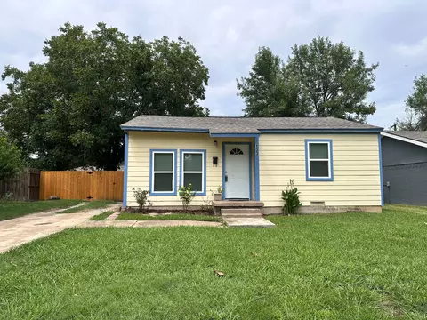 133 E Taylor Dr, Garland, TX 75040