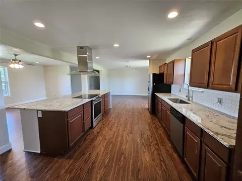 Kitchen - 2100 E Fm 4, Cleburne, TX 76031 photo 1 of 2