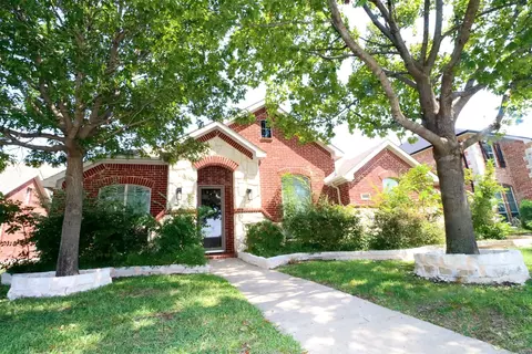 2906 Cedar Brook Dr, Garland, TX 75040