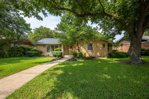 8925 Forest Cliff Dr, Dallas, TX 75228