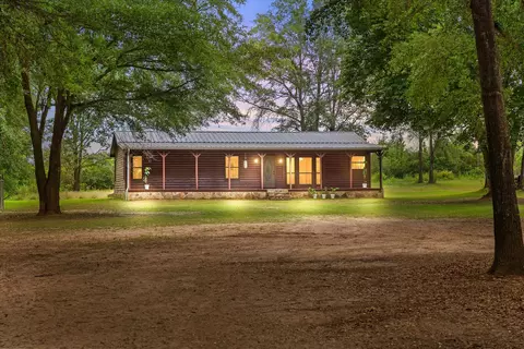 4904 Lemon Rd, Big Sandy, TX 75755