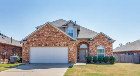 2016 Bree Ct, Fort Worth, TX 76131