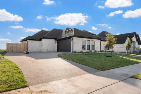 2131 Bond St, Lorena, TX 76655 photo 2