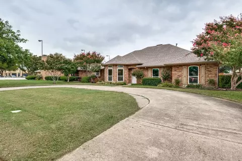 Exterior - 1603 E Spring Valley Rd, Richardson, TX 75081 photo 2 of 5