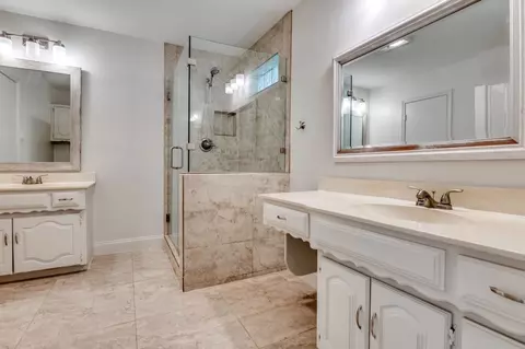 Bath - 1603 E Spring Valley Rd, Richardson, TX 75081 photo 3 of 3