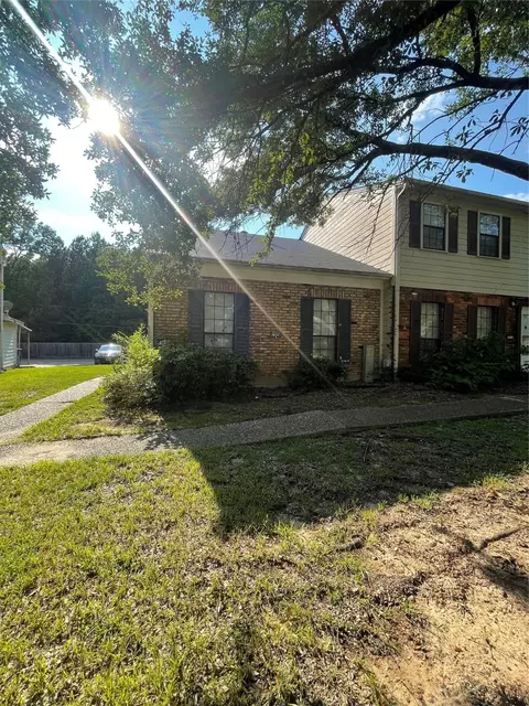 7624 Kempton Park Dr, Shreveport, LA 71129