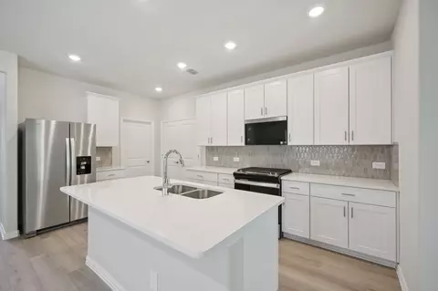 4227 Lavon Dr, Farmersville, TX 75442