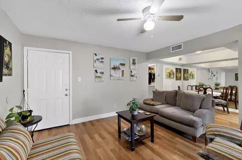 7431 Holly Hill Dr #108, Dallas, TX 75231