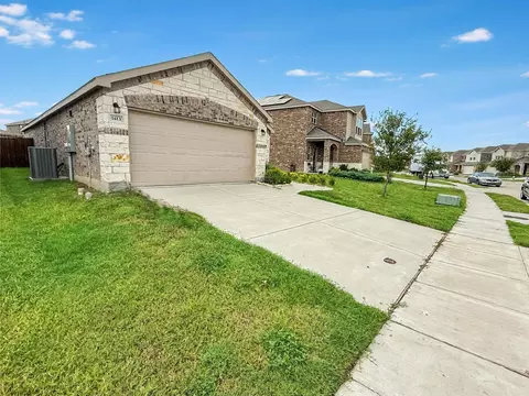1413 Ganado Dr, Forney, TX 75126