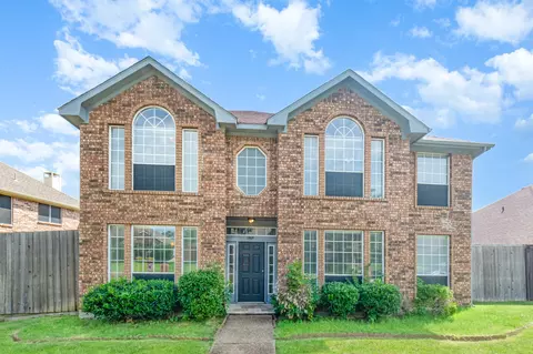 1305 Barclay Dr, Carrollton, TX 75007