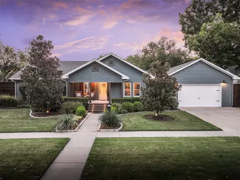 1101 Coleman St, Mckinney, TX 75069