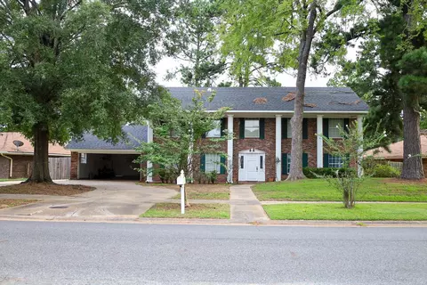 6165 Masters Dr, Shreveport, LA 71129