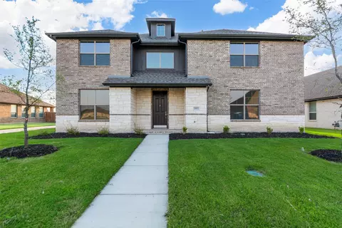1513 Addison Dr, Lancaster, TX 75134