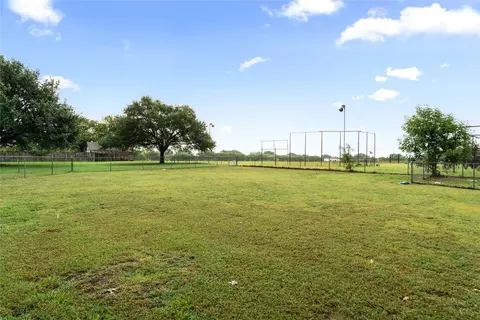 550 Jon St, Lorena, TX 76655 photo 27