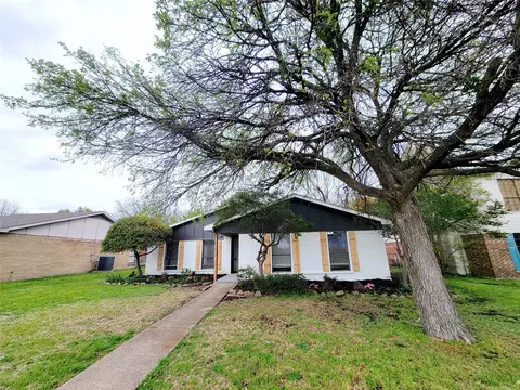 4636 Gleneagle St, Mesquite, TX 75150