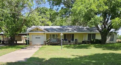 109 Bluebonnet Dr, Paradise, TX 76073