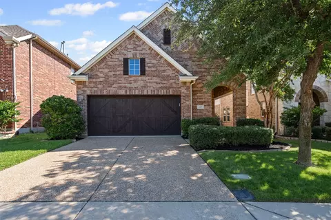 209 Chester Dr, The Colony, TX 75056