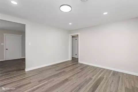 Living - 1105 Drew Ln, Minden, LA 71055 photo 6 of 7