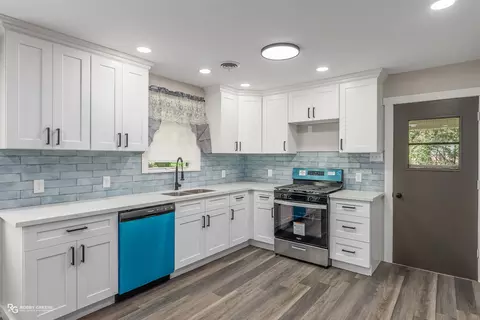 Kitchen - 1105 Drew Ln, Minden, LA 71055 photo 2 of 4