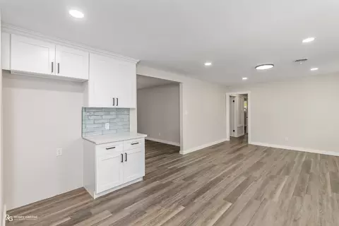 Living - 1105 Drew Ln, Minden, LA 71055 photo 7 of 7