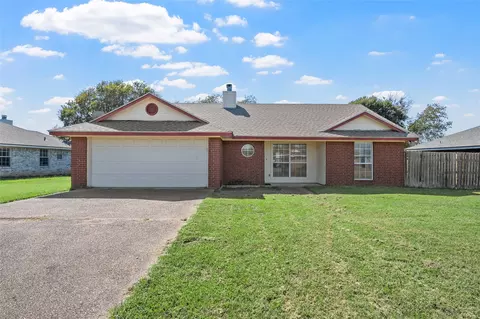 1310 Saratoga, Bellmead, TX 76705