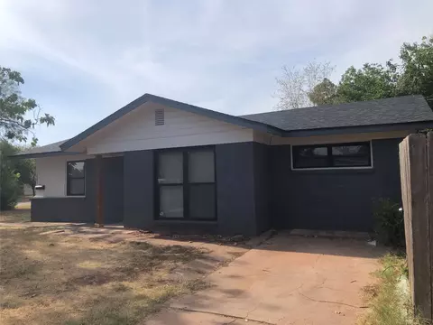 1482 Briarwood St, Abilene, TX 79603
