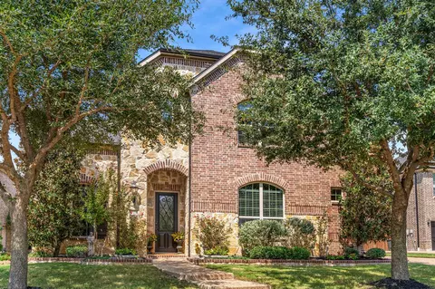 2825 Macquarie St, Trophy Club, TX 76262