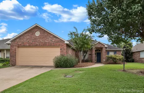 135 Palisade Ln, Shreveport, LA 71115