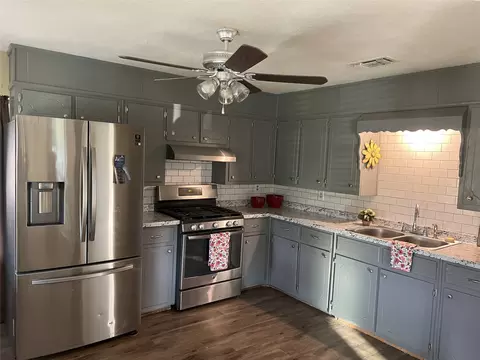 184 Locklar Loop, Waco, TX 76705 photo 5