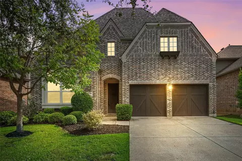 9328 Kaitlyn Ct, Lantana, TX 76226