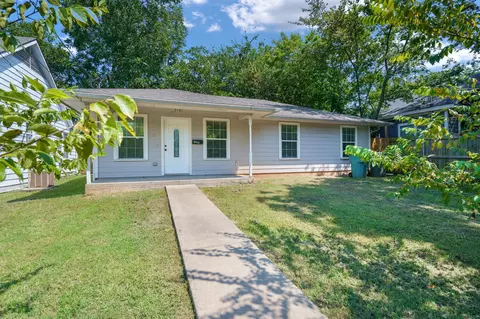 315 12 N Carr Ave, Sherman, TX 75090
