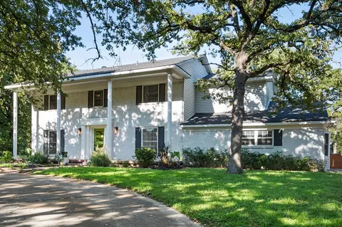 6522 Mark Dr, Burleson, TX 76028