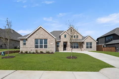 725 Carriage Hill Rd, Midlothian, TX 76065