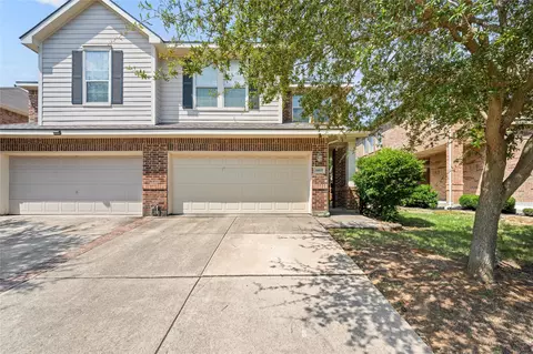 1415 Ravenwood Dr, Mansfield, TX 76063