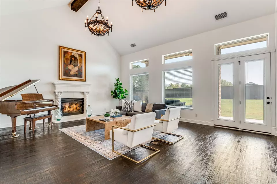 Living - 6809 Strauss, Colleyville, TX 76034 photo 2 of 4