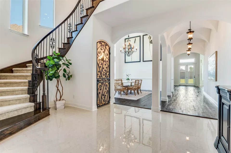 Entry Way - 6809 Strauss, Colleyville, TX 76034 photo 1 of 4