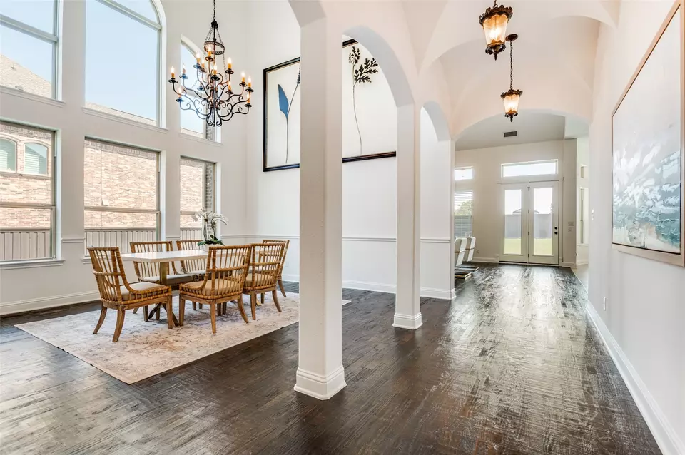 Entry Way - 6809 Strauss, Colleyville, TX 76034 photo 2 of 4