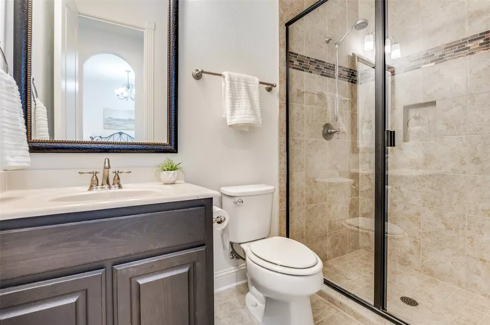 Bath - 6809 Strauss, Colleyville, TX 76034 photo 1 of 5