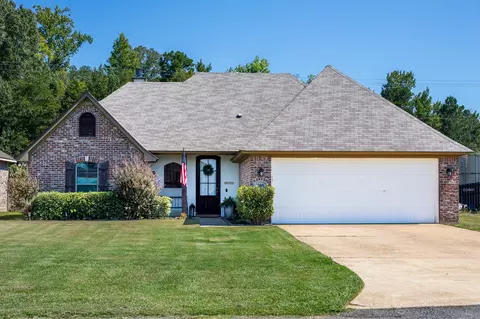305 Camden Hl, Haughton, LA 71037