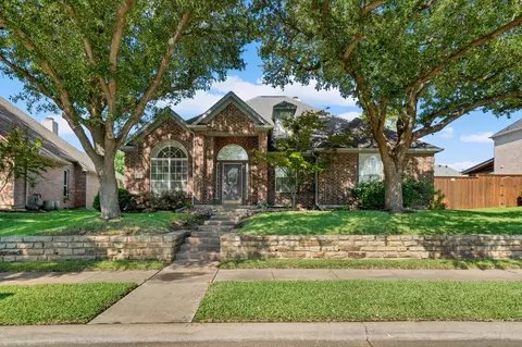 1813 Strait Ln, Flower Mound, TX 75028