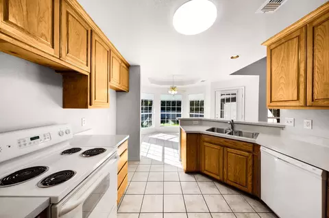 Kitchen - 603 Lawrence Ave, Terrell, TX 75160 photo 4 of 4