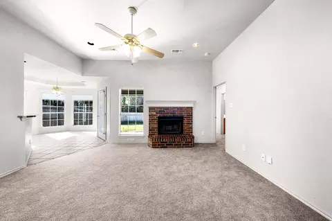 Living - 603 Lawrence Ave, Terrell, TX 75160 photo 1 of 3