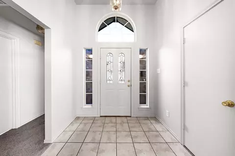 Entry Way - 603 Lawrence Ave, Terrell, TX 75160 photo 2 of 4