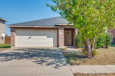 8119 Lost Canyon Trl, Arlington, TX 76002